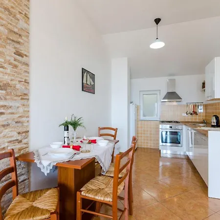 Apartment Monika Novi Vinodolski